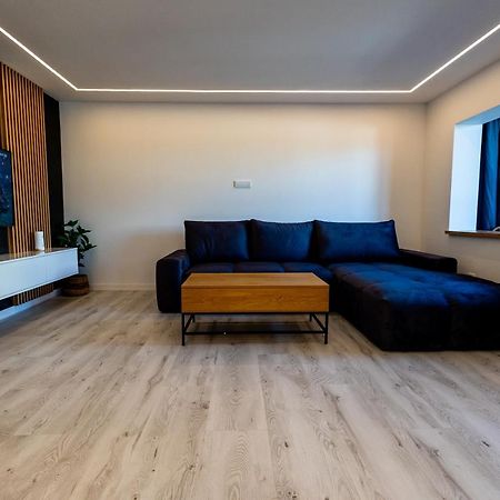Modern Premium Apartment 1 Targoviste Exterior photo